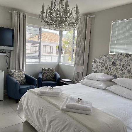 Vermont Hermanus - Views, Sunny, Right On The Sea Exterior photo