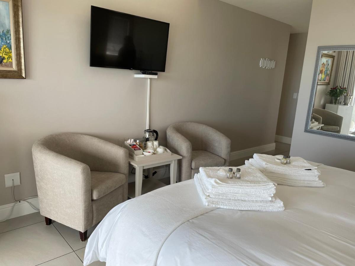 Vermont Hermanus - Views, Sunny, Right On The Sea Exterior photo